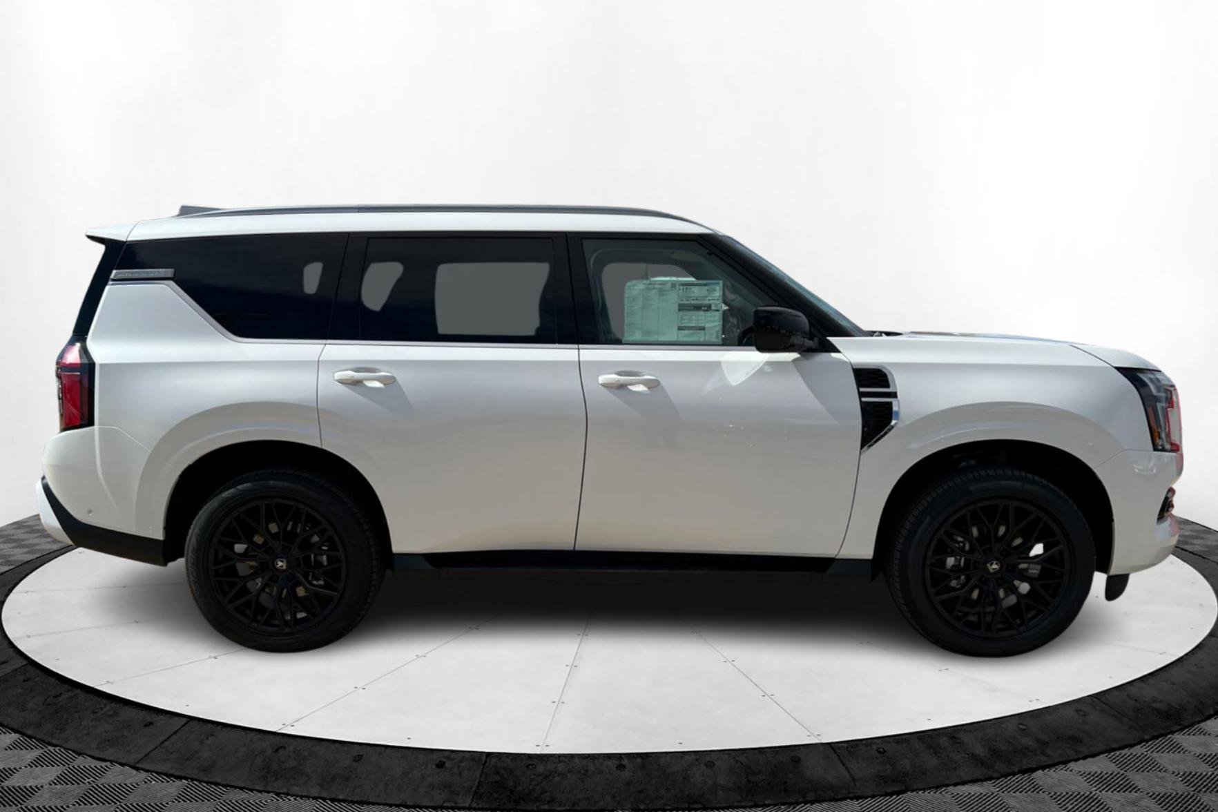New 2025 Nissan Armada SV image 6