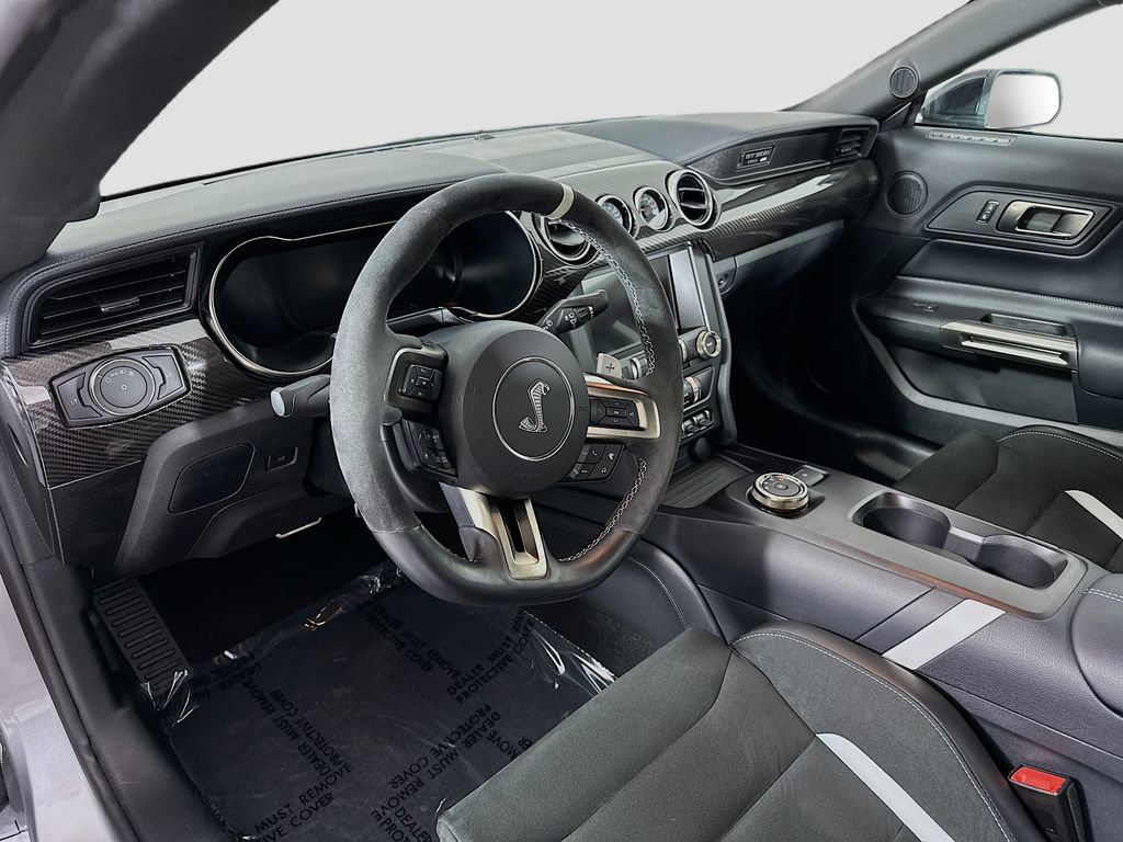 Used 2020 Ford Mustang Shelby GT500 w/ Technology Package RWD image 4