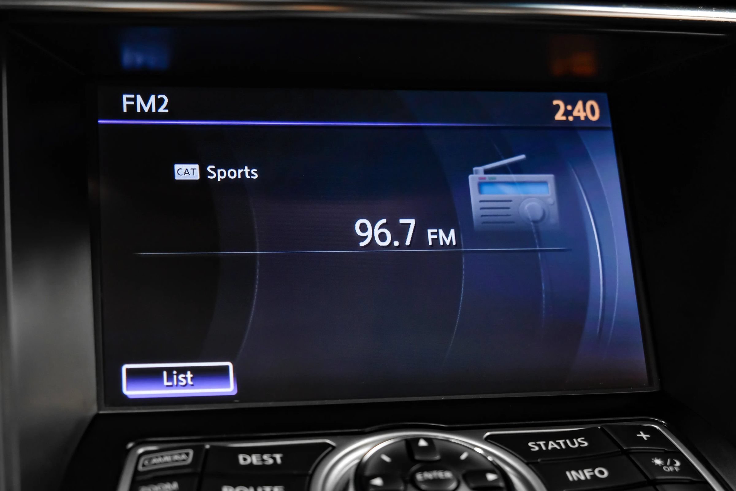 Used 2017 INFINITI QX70 AWD w/ Premium Package image 40