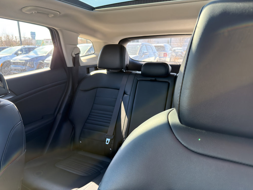 Certified 2025 Kia Sportage SX FWD image 9