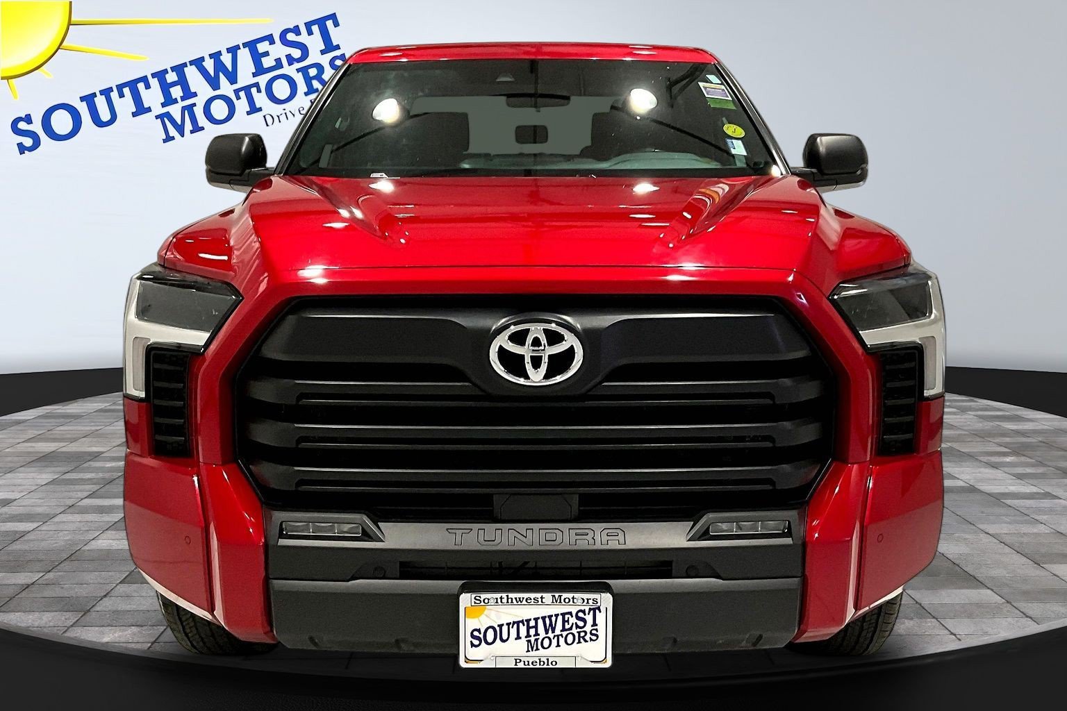 Used 2025 Toyota Tundra SR5 AWD/4WD image 2