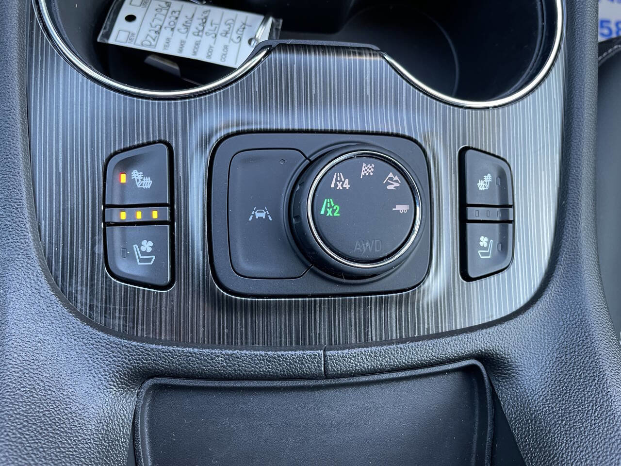 Used 2023 GMC Acadia SLT w/ Preferred Package image 29