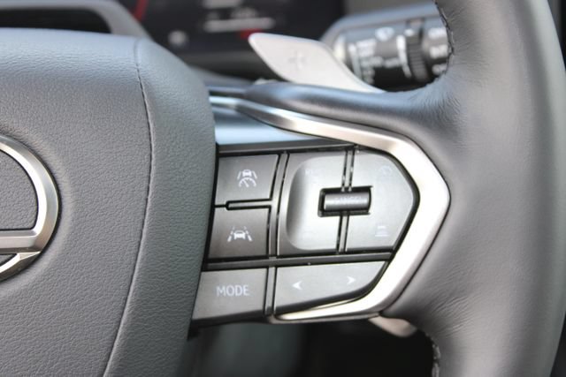 Certified 2025 Lexus GX 550 w/ Accessory Package (32) AWD/4WD image 17