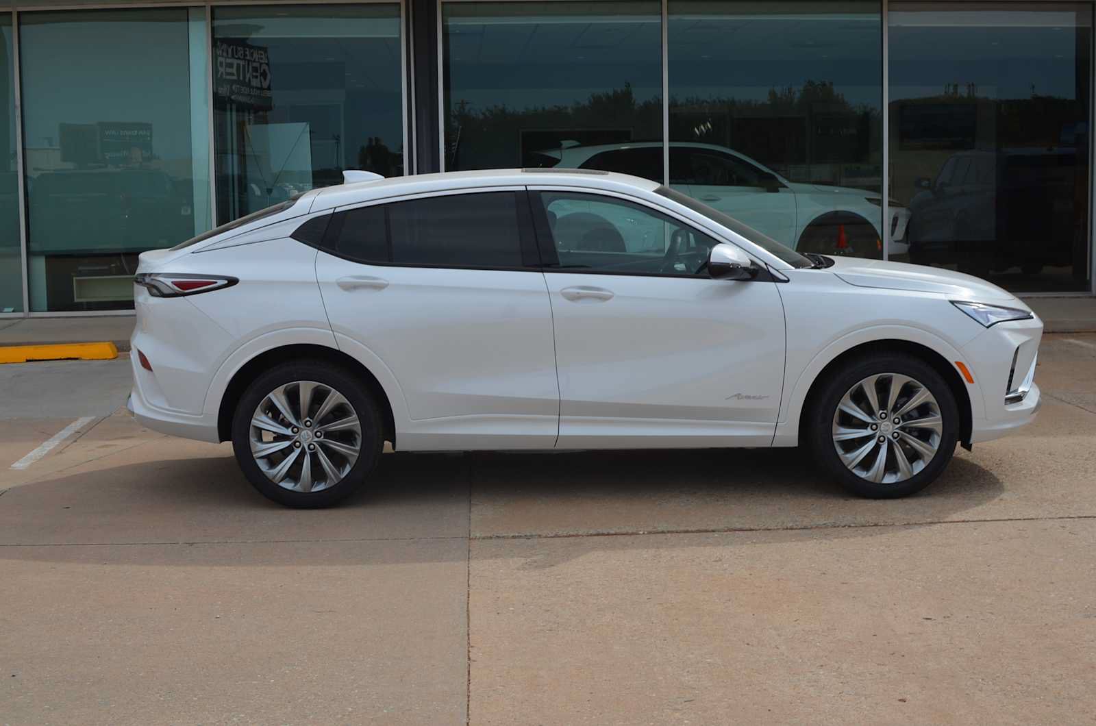 New 2026 Buick Envista Sport Touring FWD image 8