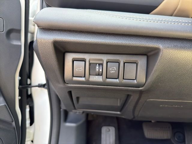Used 2024 Subaru Outback Limited image 12