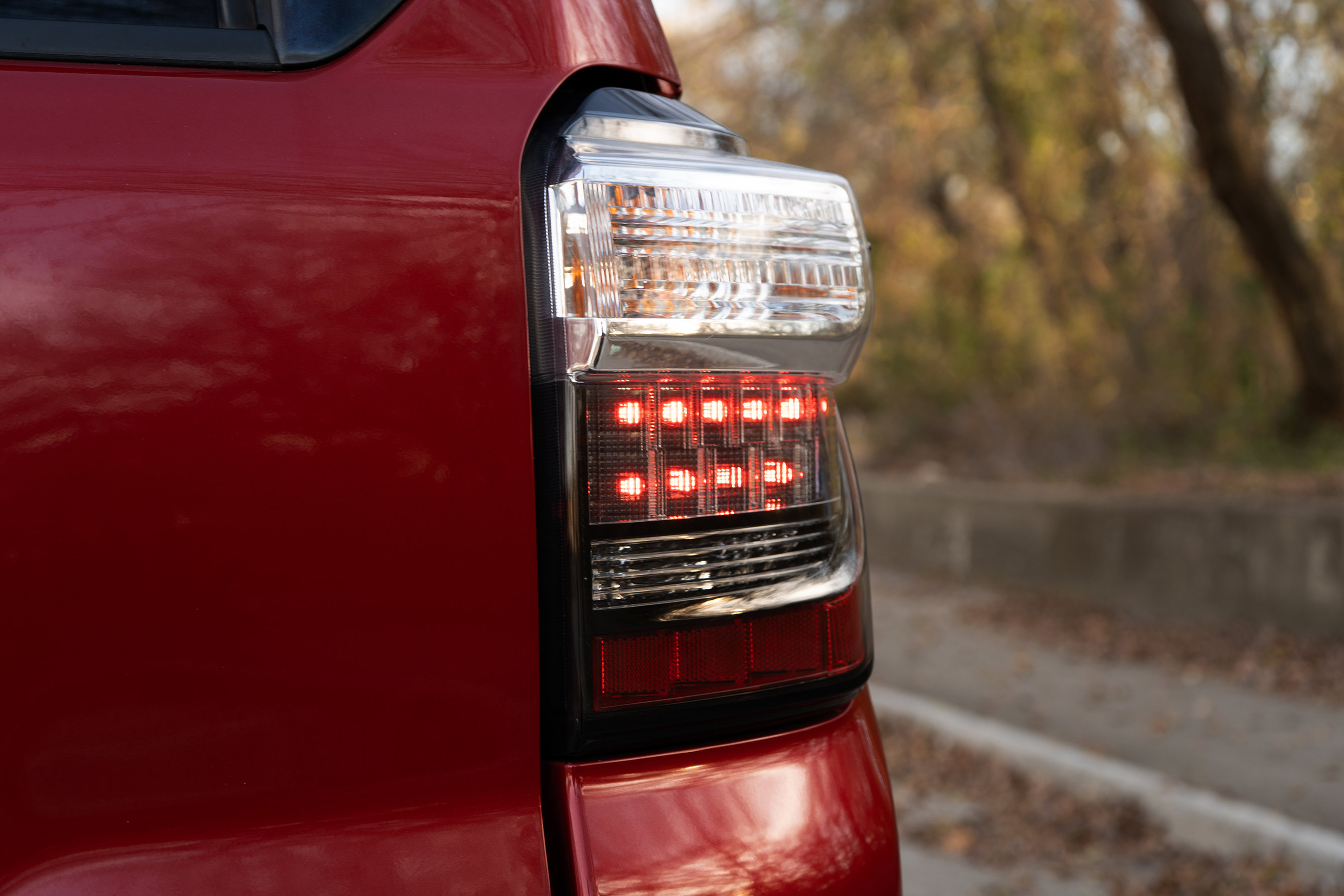 Used 2016 Toyota 4Runner Limited image 13