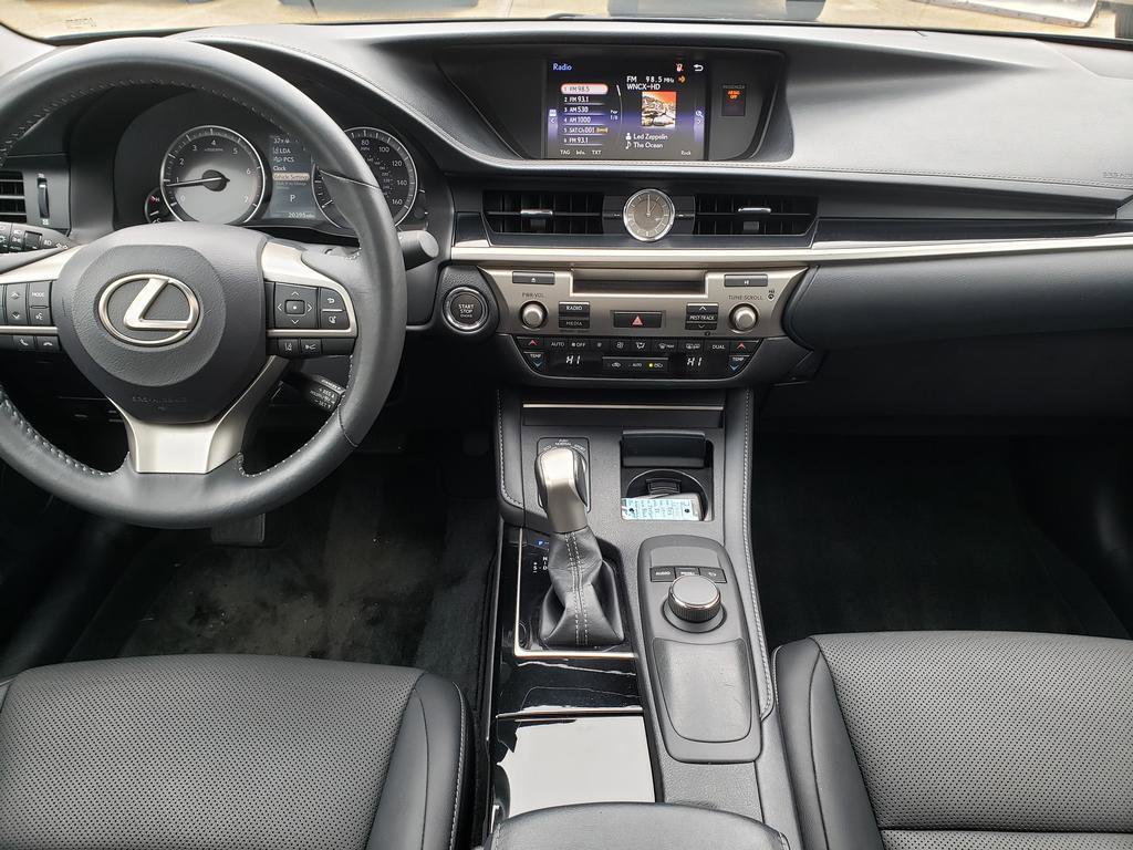 Used 2018 Lexus ES 350 w/ Accessory Package image 19