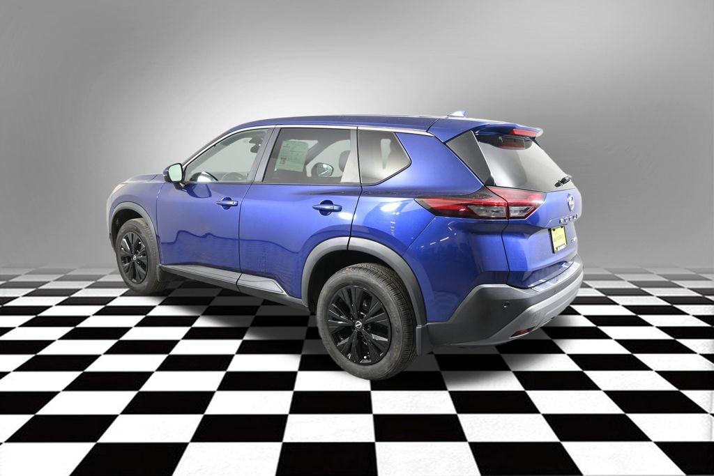 Used 2022 Nissan Rogue SV AWD/4WD image 5
