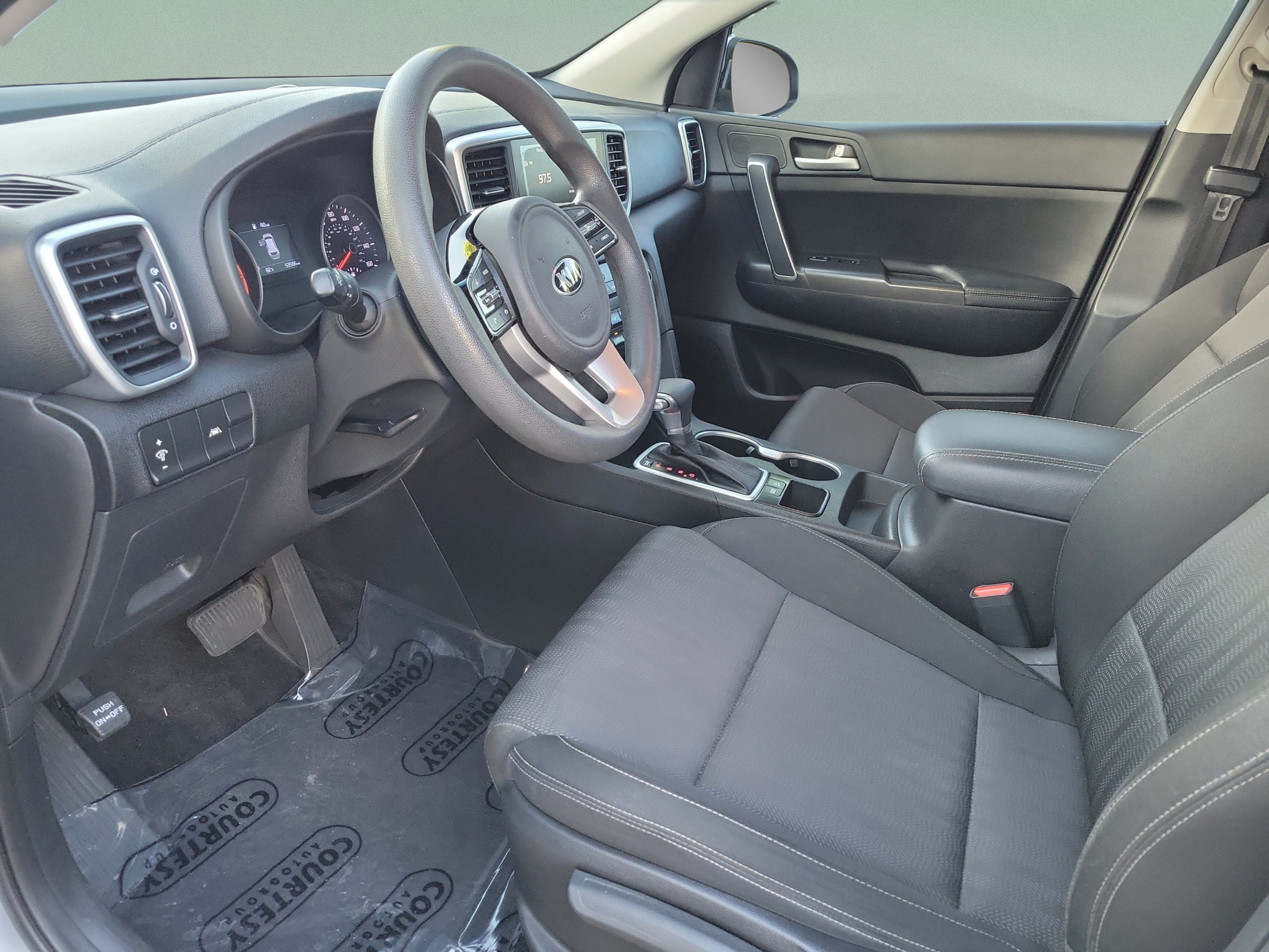 Used 2020 Kia Sportage LX FWD image 15