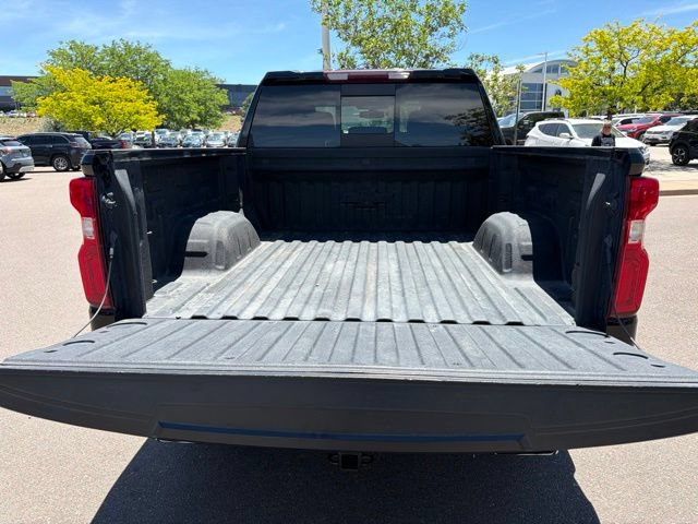 Used 2019 Chevrolet Silverado 1500 LTZ AWD/4WD image 9