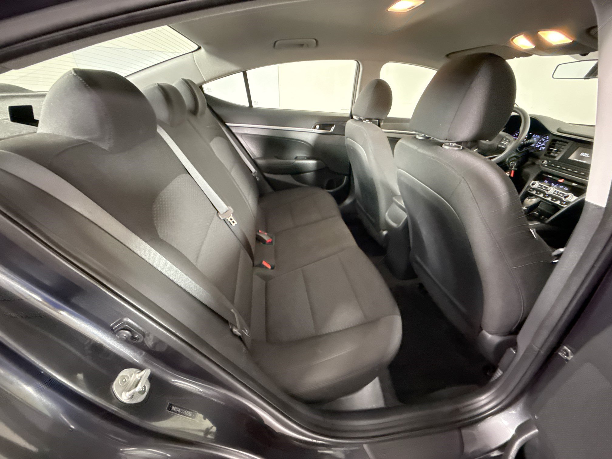Used 2020 Hyundai Elantra SE w/ Cargo Package (C1) FWD image 26