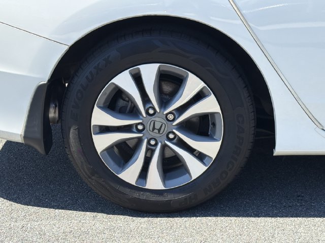 Used 2015 Honda Accord LX image 19