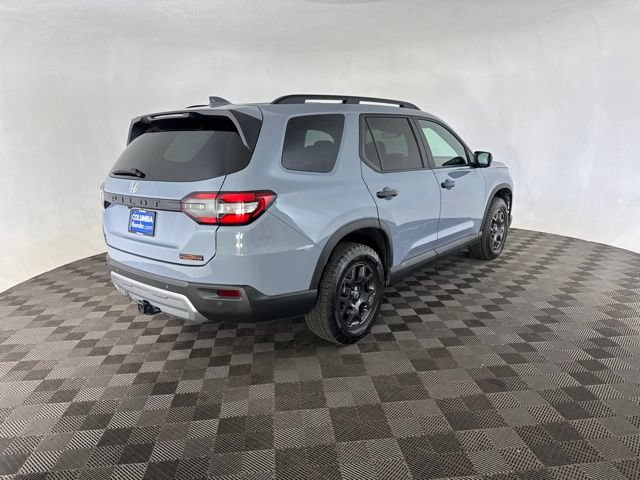 Used 2024 Honda Pilot TrailSport image 7