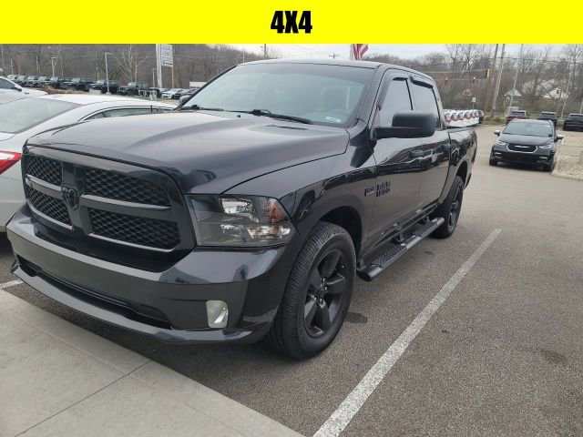 Used 2017 RAM 1500 Express w/ Black Ram 1500 Express Group image 4