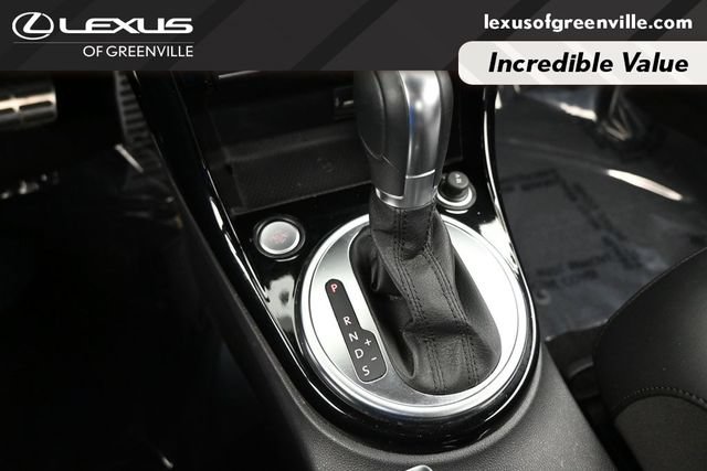 Used 2019 Volkswagen Beetle 2.0T Final Edition SEL FWD image 17
