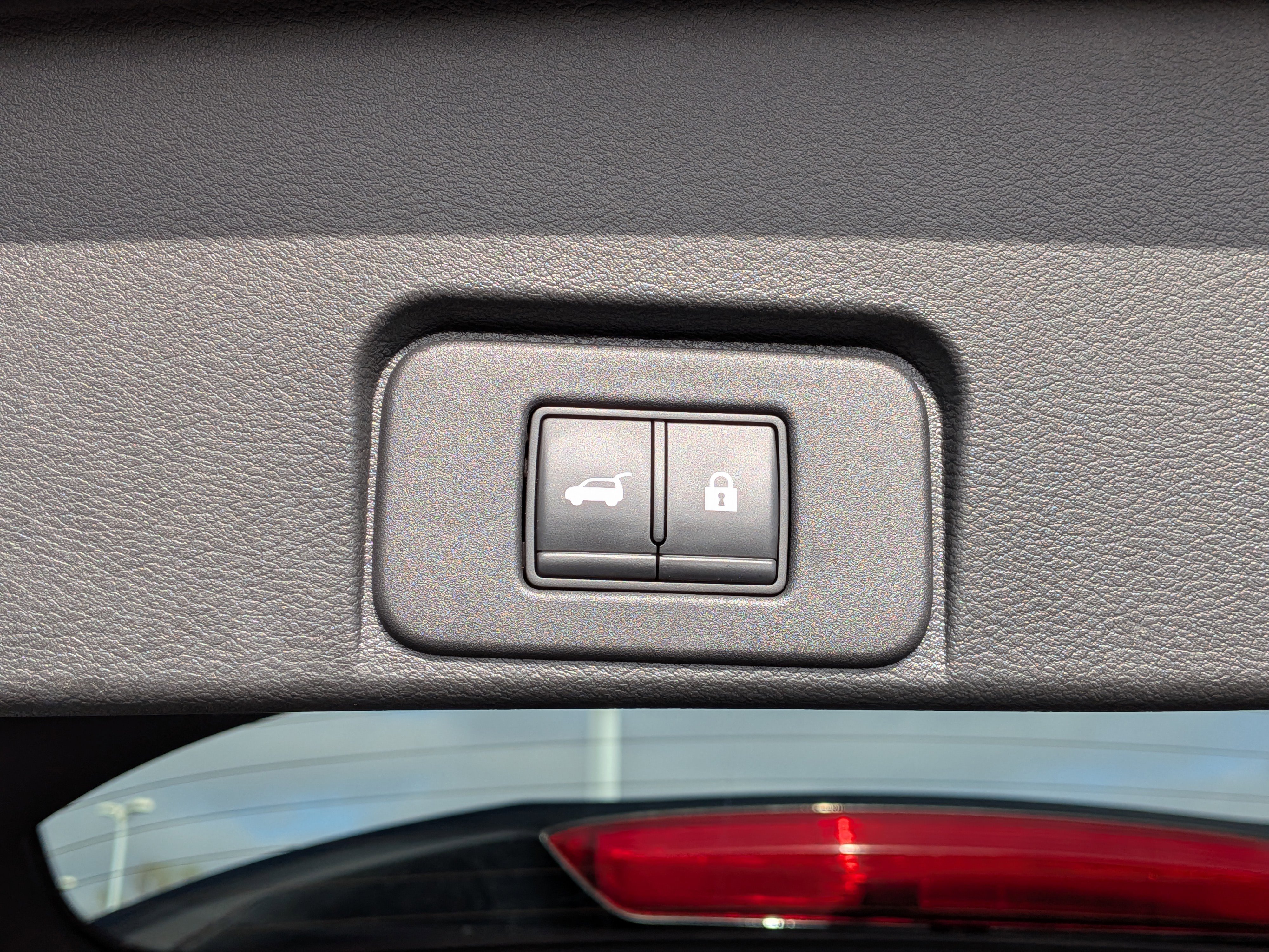 Used 2022 Nissan Rogue Platinum w/ Head-Up Display Package AWD/4WD image 24