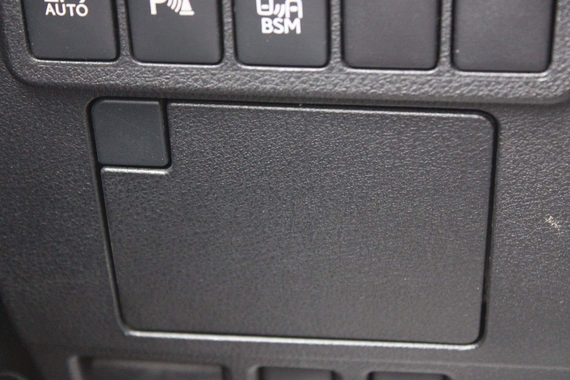 Used 2017 Lexus ES 350 w/ Luxury Package image 26