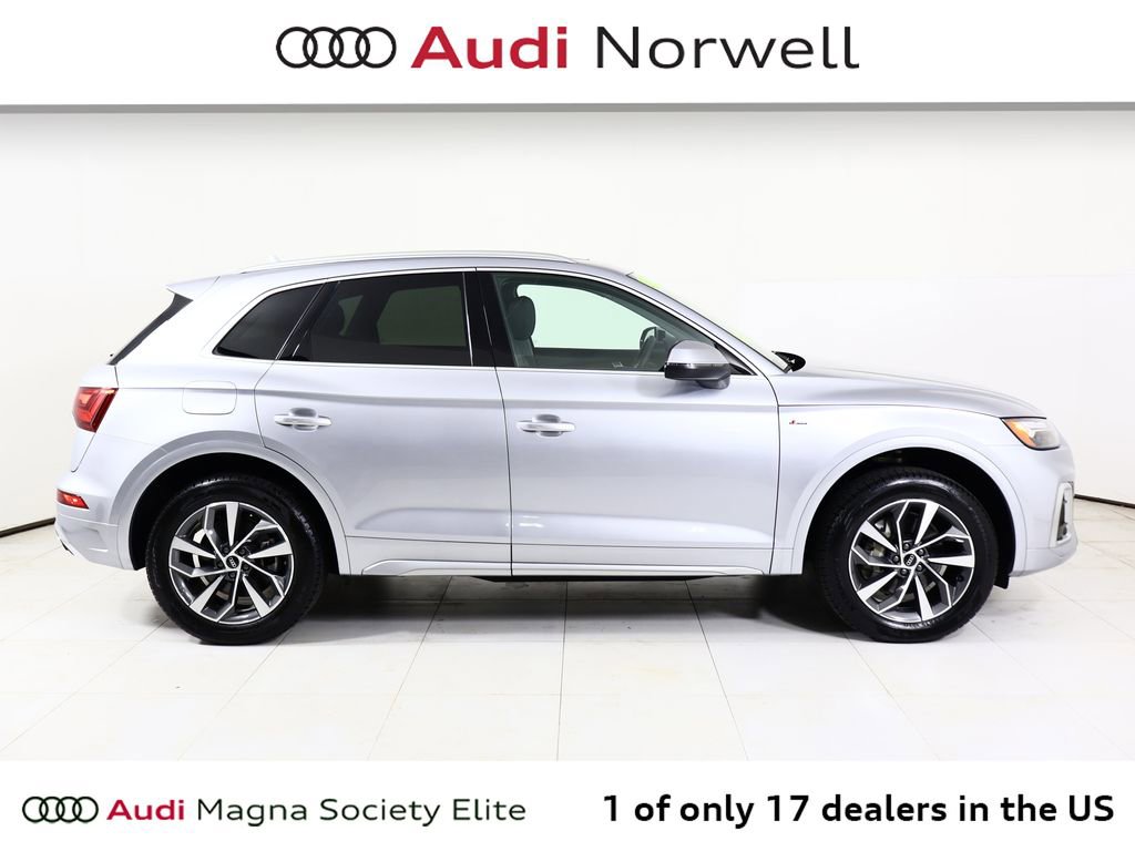 Used 2023 Audi Q5 2.0T Premium w/ Convenience Package image 18