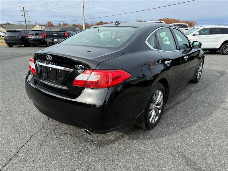 Used 2011 INFINITI M37 x w/ Premium Pkg AWD/4WD image 3