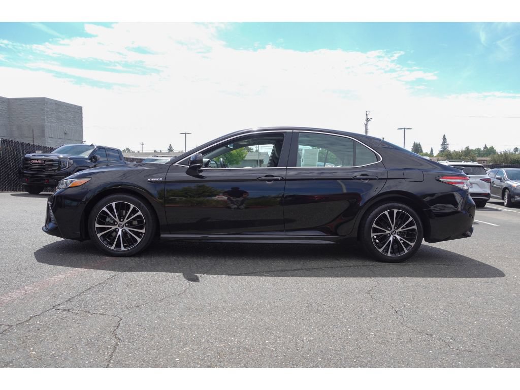 Used 2018 Toyota Camry SE w/ Audio Package FWD image 6