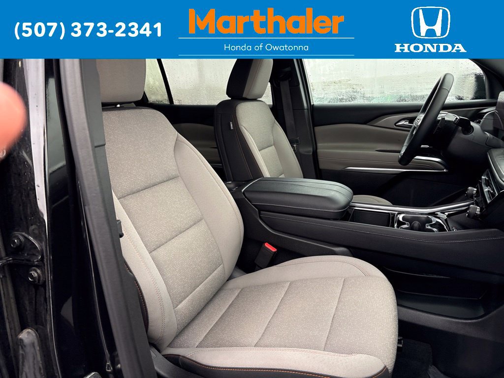 Used 2026 Chevrolet Traverse LT w/ Driver Confidence Package AWD/4WD image 21