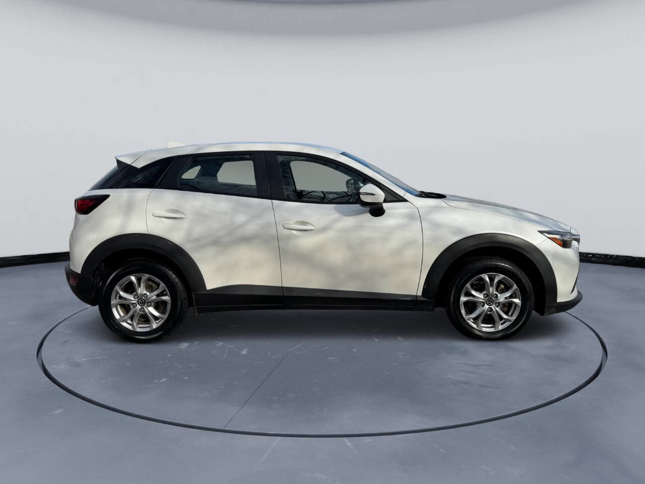 Used 2019 MAZDA CX-3 Sport w/ Sport I-ACTIVSENSE Package image 5