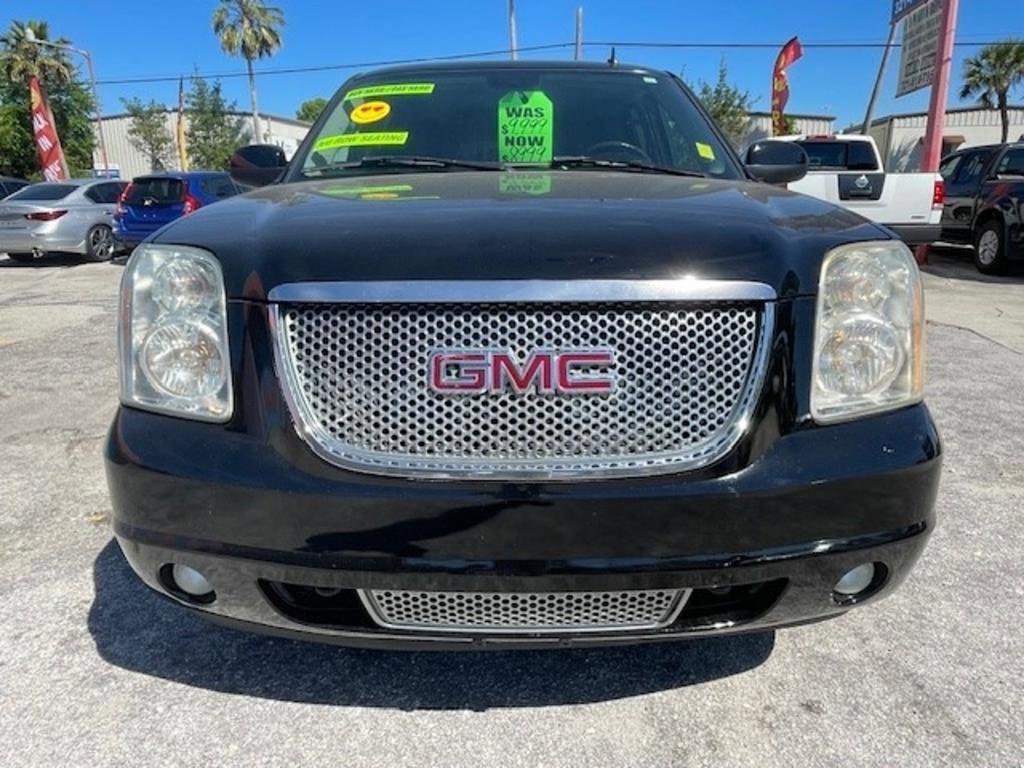 Used 2007 GMC Yukon XL Denali image 2