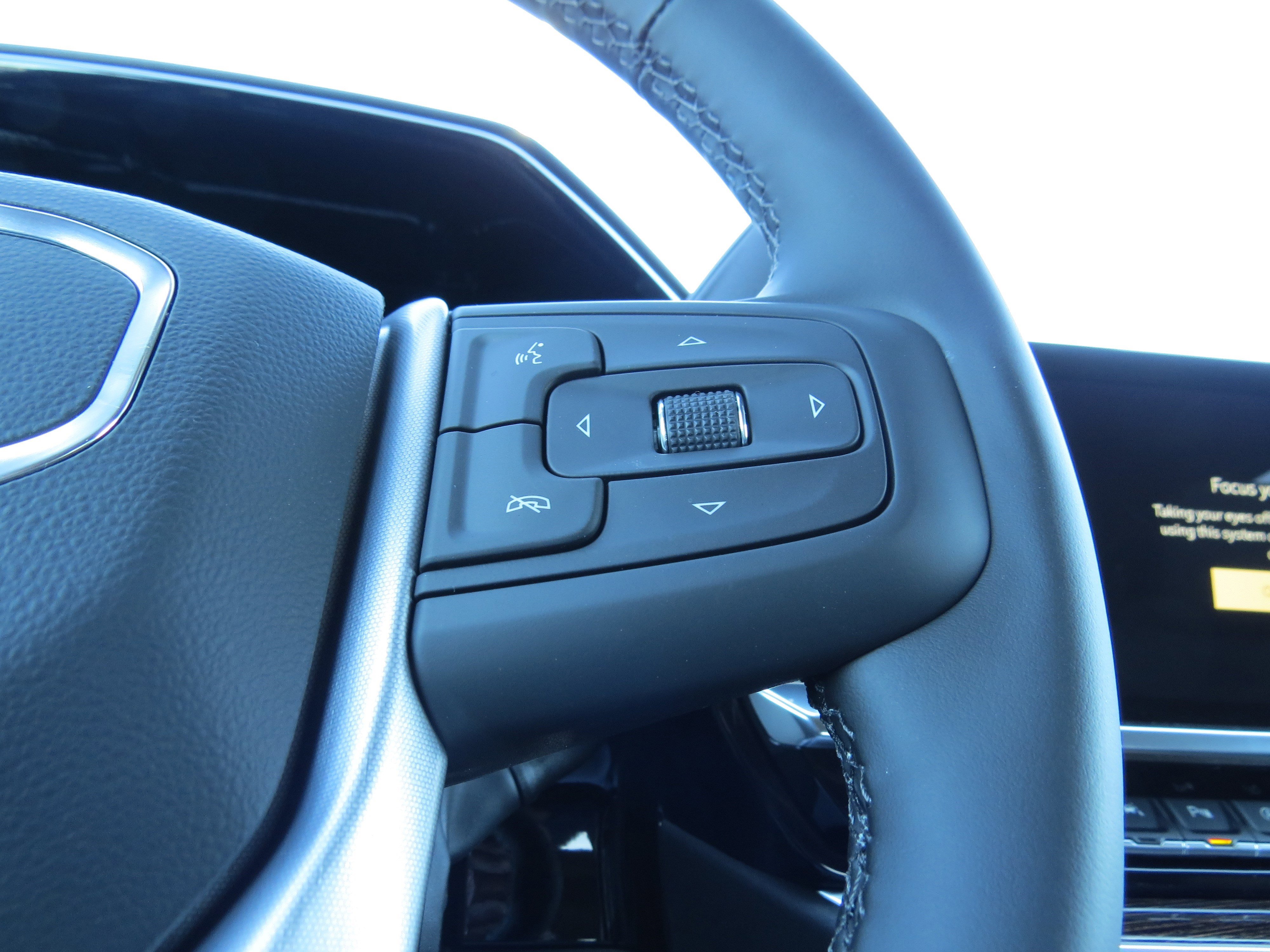 New 2026 GMC Sierra 1500 SLE w/ Preferred Package image 19