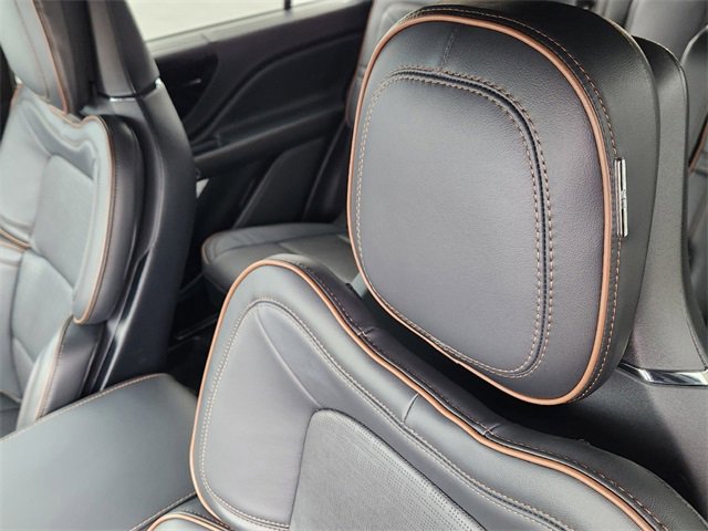New 2025 Lincoln Aviator Black Label image 14