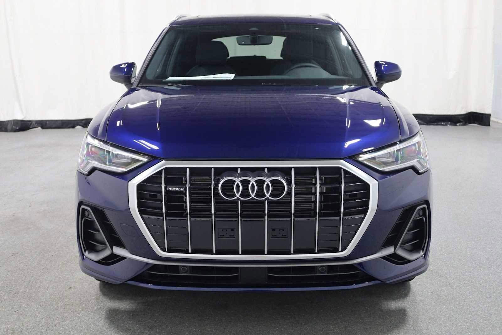 New 2025 Audi Q3 2.0T Premium image 14