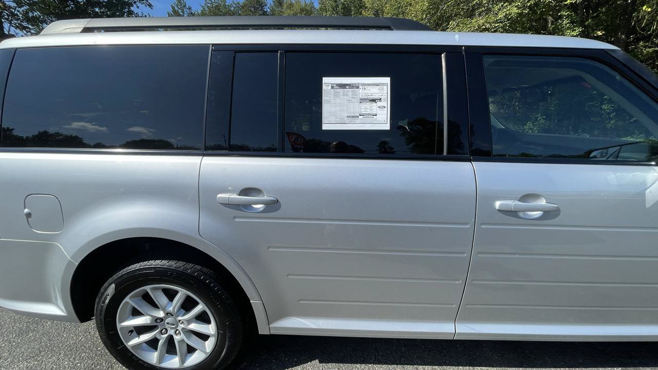 Used 2019 Ford Flex SE FWD image 10