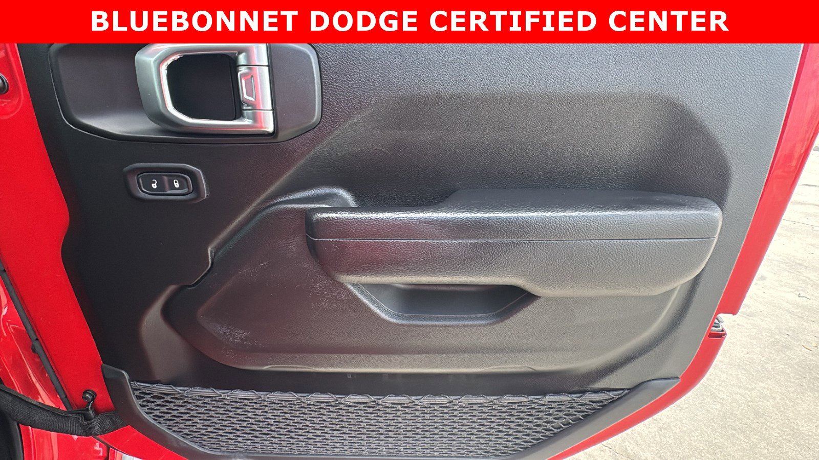 Used 2023 Jeep Wrangler Unlimited Rubicon w/ Cold Weather Group image 30