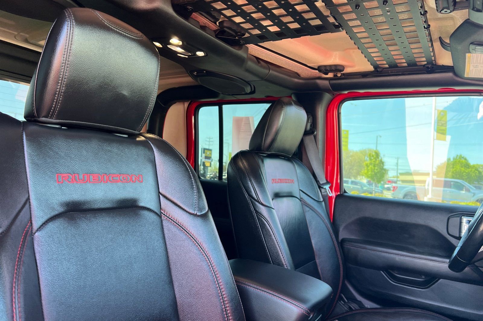 Used 2021 Jeep Gladiator Rubicon AWD/4WD image 16