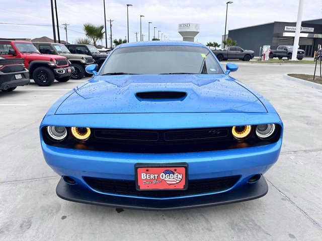 Used 2023 Dodge Challenger R/T w/ Blacktop Package image 2
