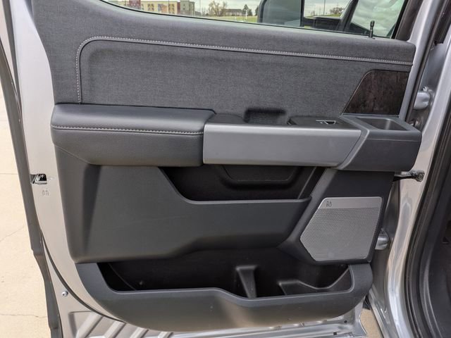 Used 2023 Ford F250 Lariat AWD/4WD image 17