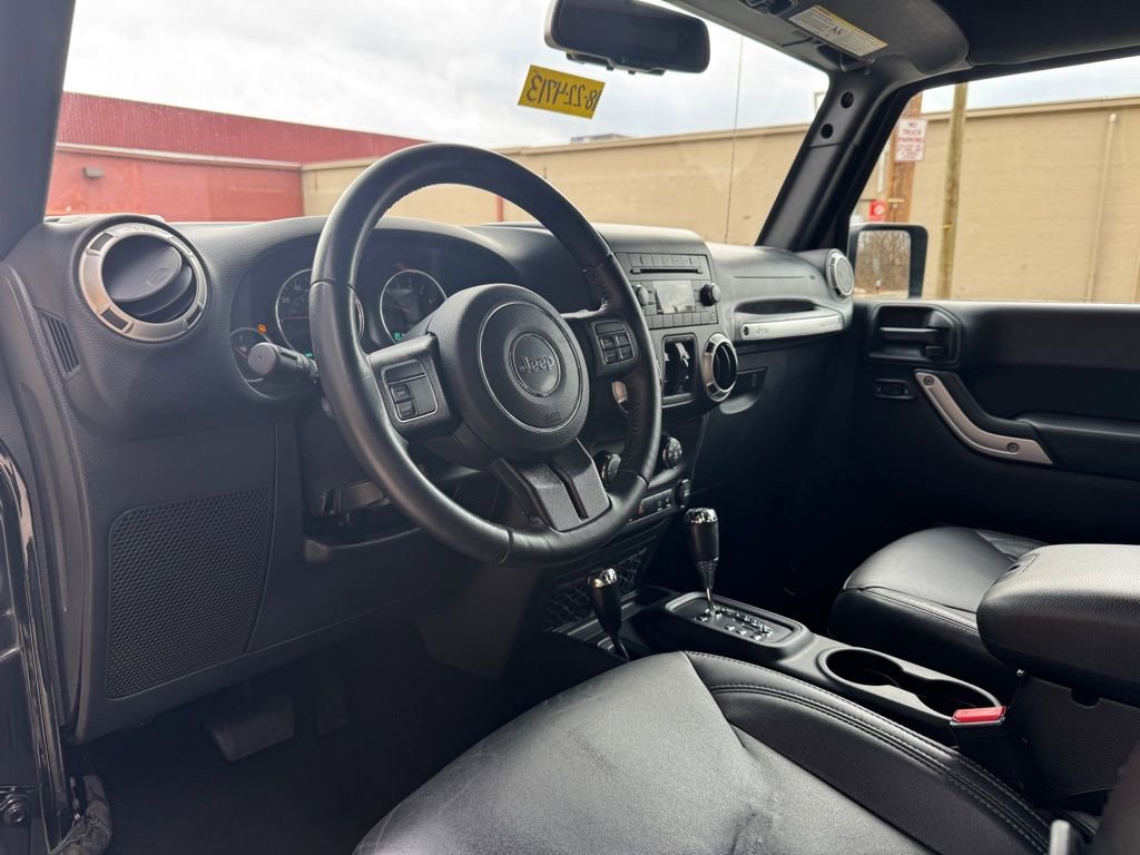 Used 2018 Jeep Wrangler Unlimited Sahara image 22