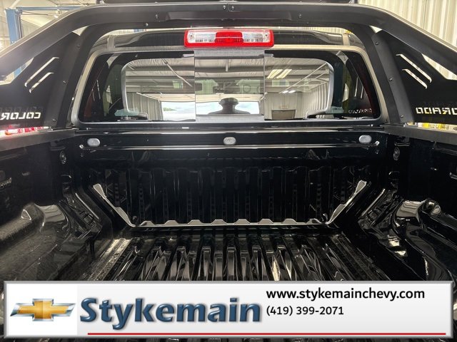 New 2025 Chevrolet Colorado Z71 w/ Midnight Edition image 36