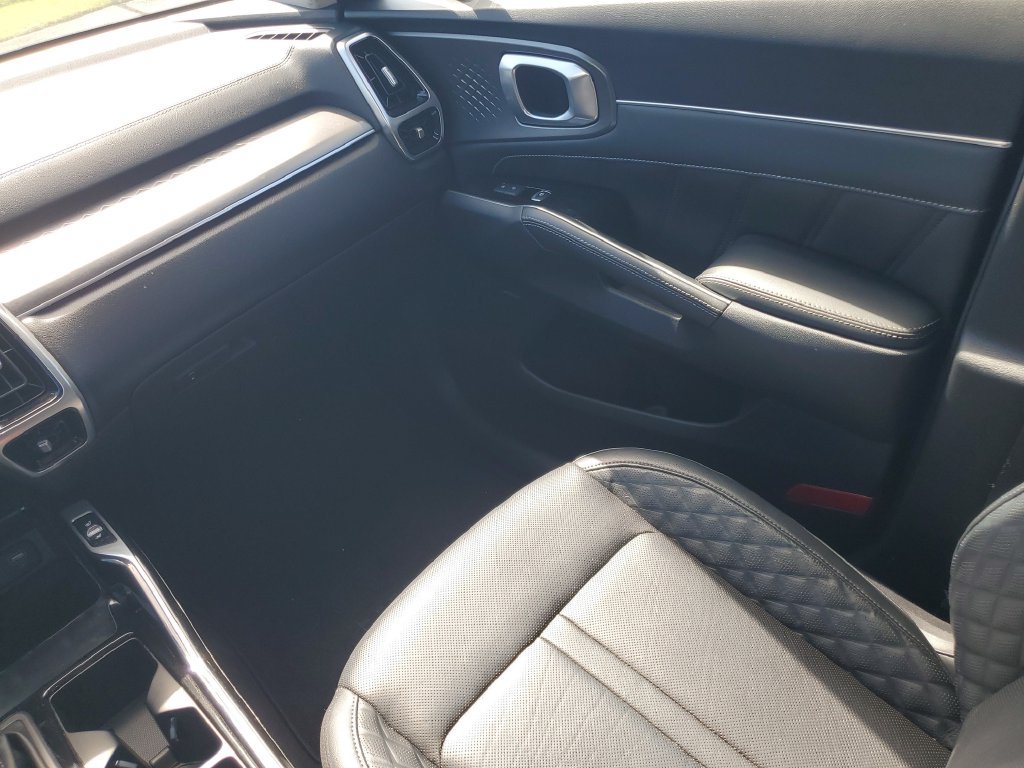 Used 2022 Kia Sorento SX FWD image 30