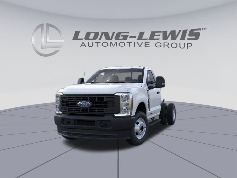 New 2026 Ford F350 XL image 2