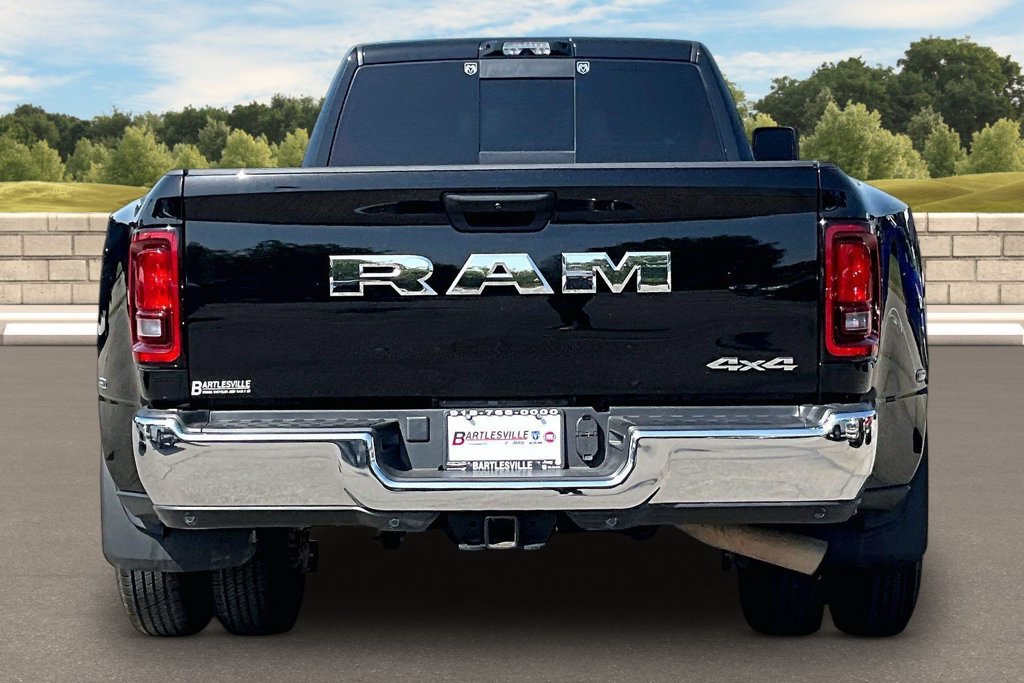Used 2026 RAM 3500 Tradesman AWD/4WD image 4