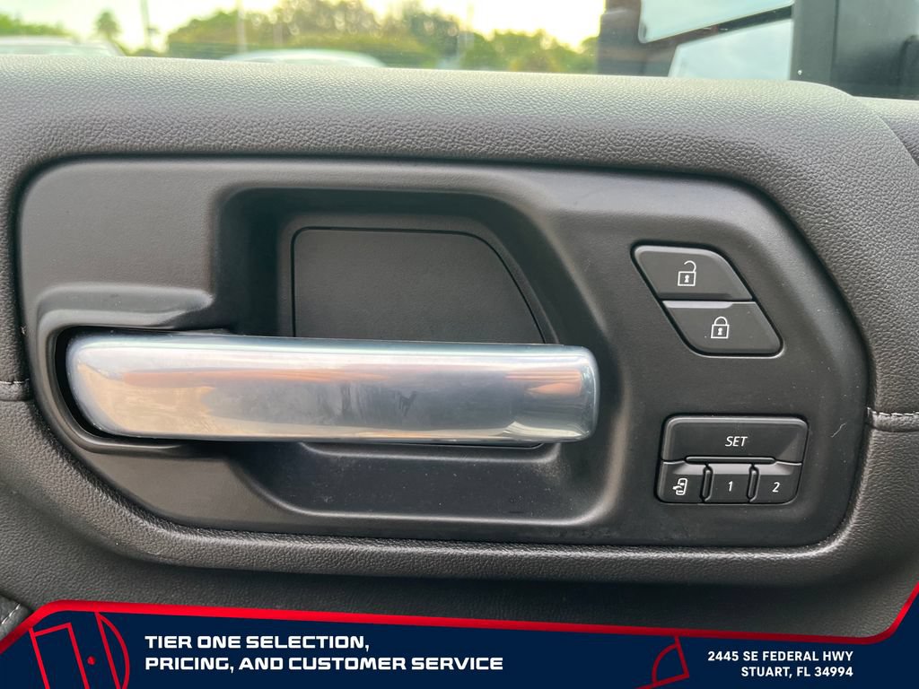 Used 2020 GMC Sierra 2500 Denali w/ Denali Ultimate Package AWD/4WD image 12