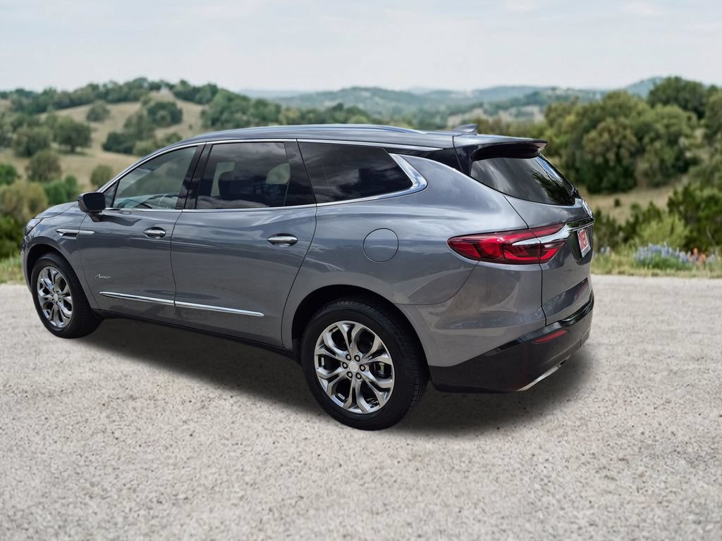 Used 2019 Buick Enclave Avenir w/ Avenir Technology Package FWD image 8