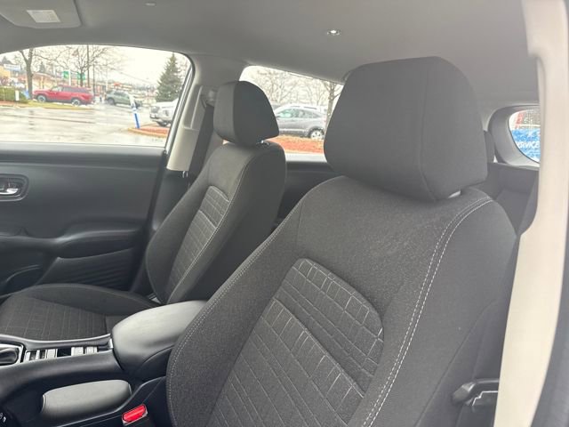 Used 2024 Honda HR-V LX image 12