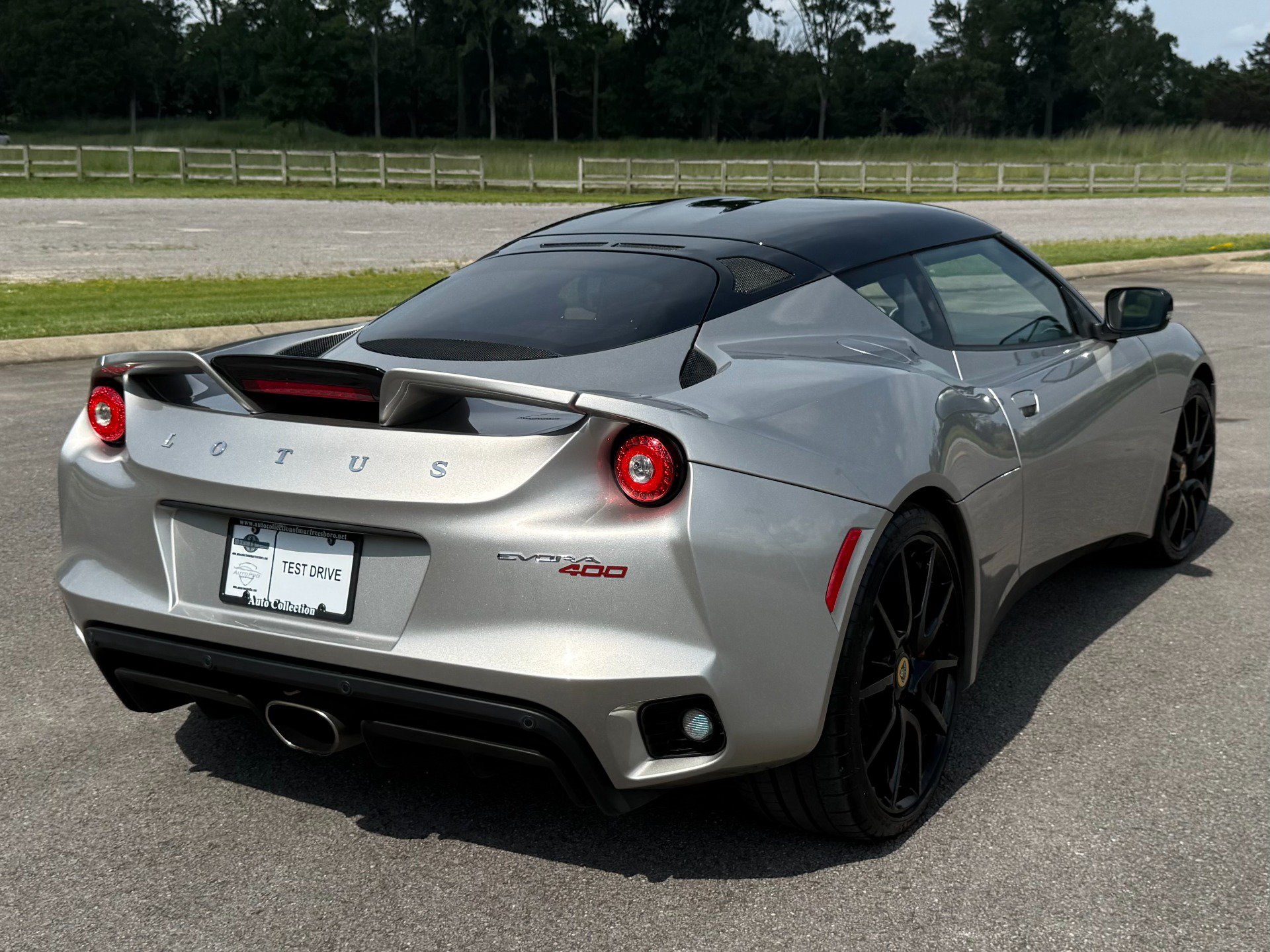Used 2017 Lotus Evora 400 RWD image 3