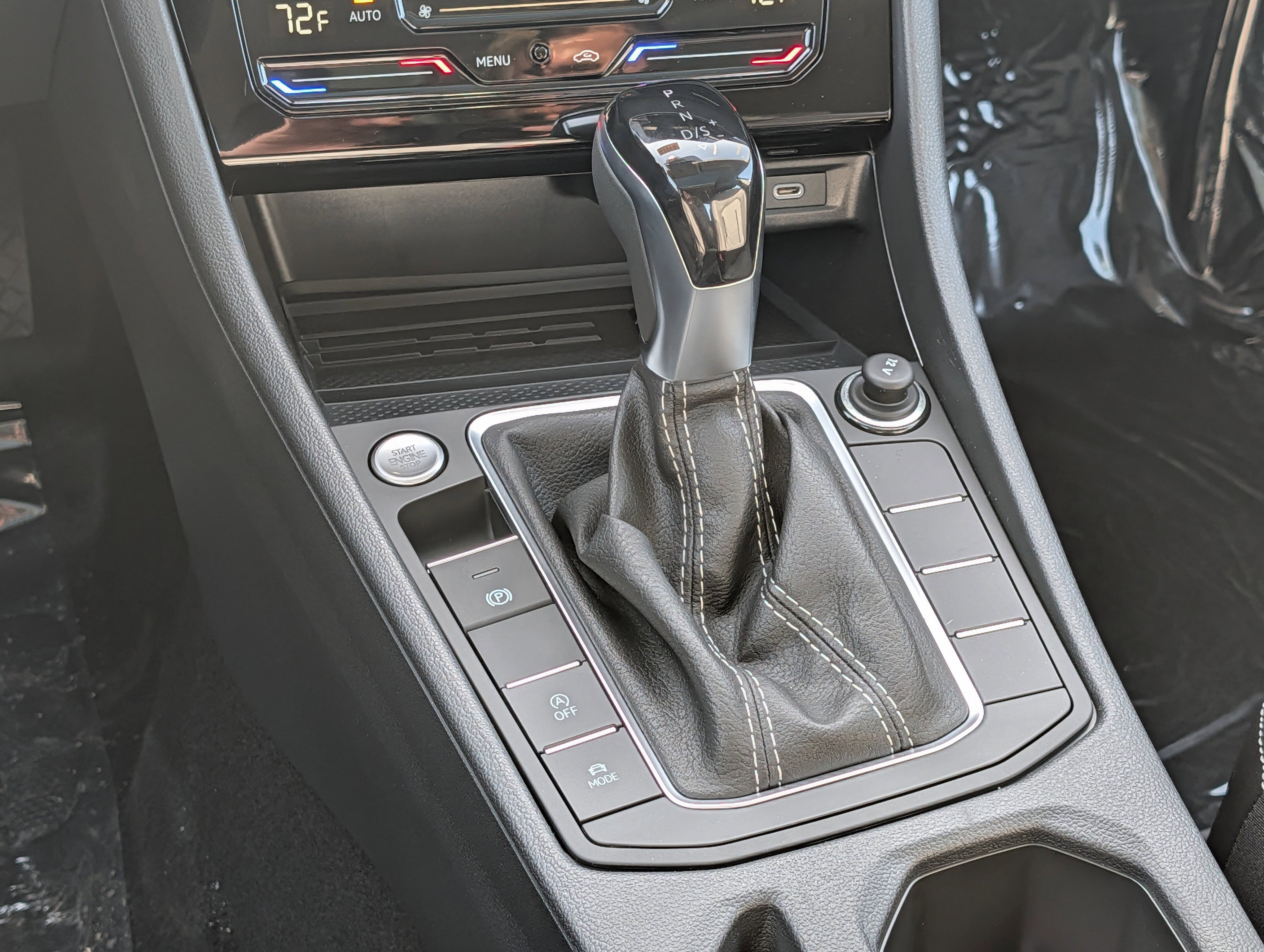 New 2026 Volkswagen Jetta SEL FWD image 8