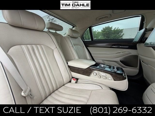 Used 2018 Genesis G90 5.0 Ultimate RWD image 16