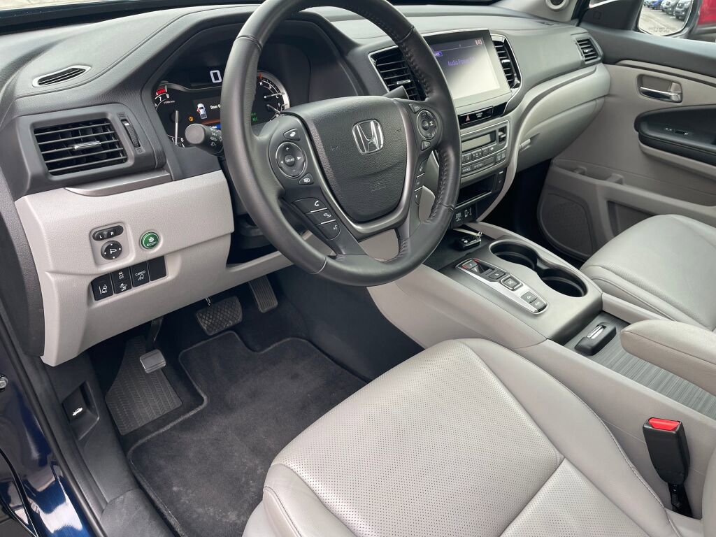 Certified 2023 Honda Ridgeline RTL image 5