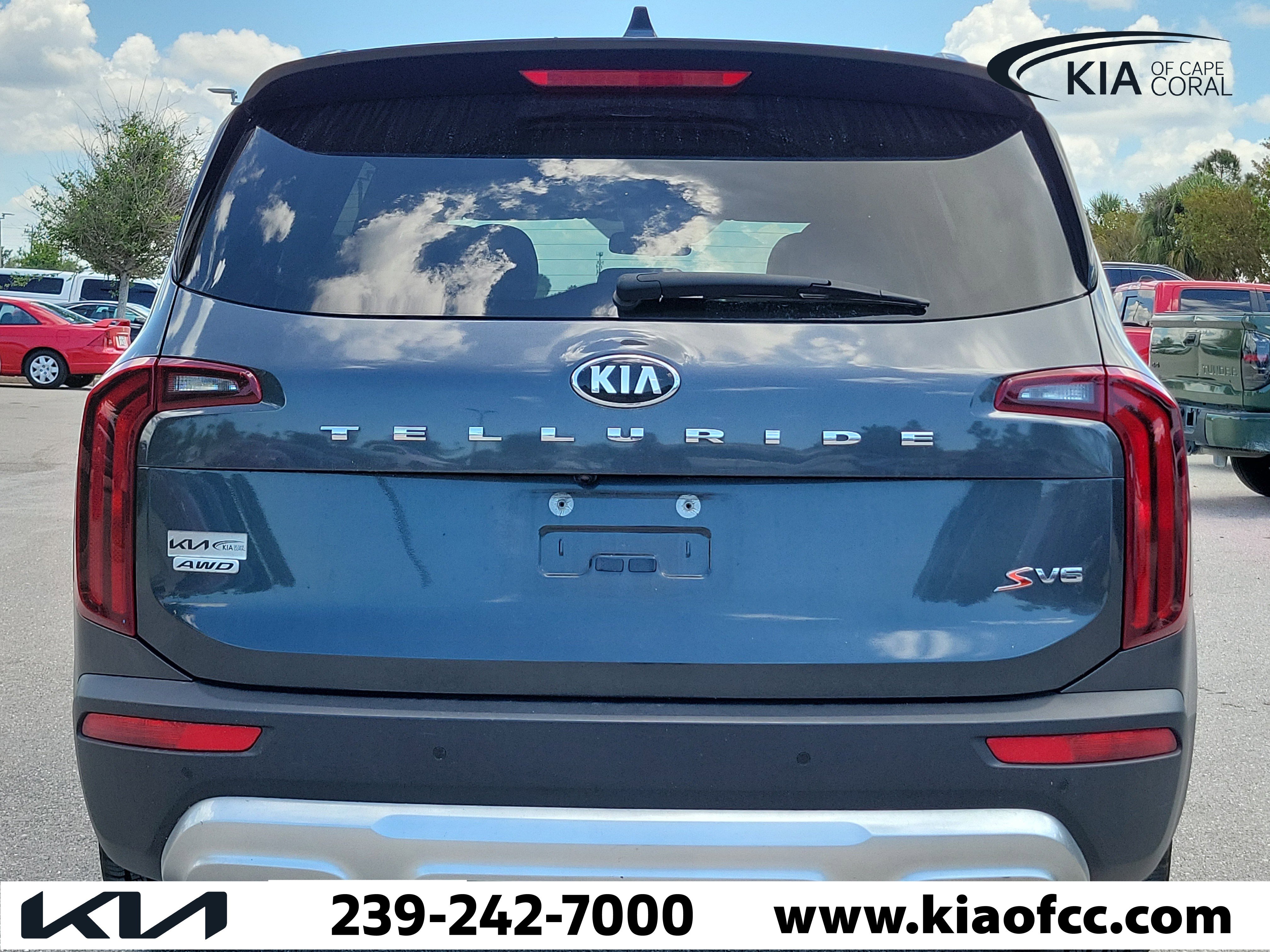 Used 2020 Kia Telluride S w/ S 8 Passenger Seating Package AWD/4WD image 5
