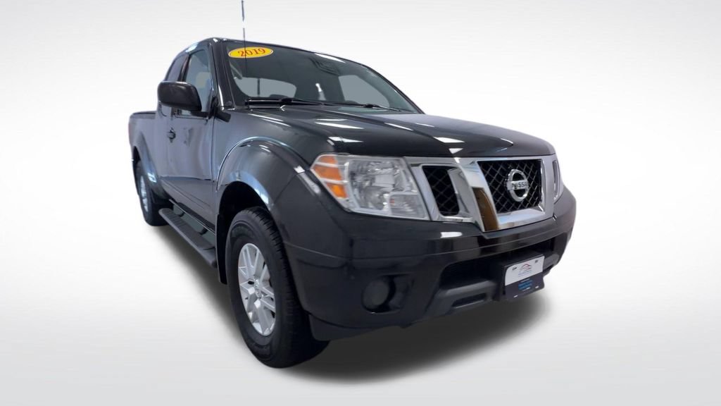 Used 2019 Nissan Frontier SV AWD/4WD image 2