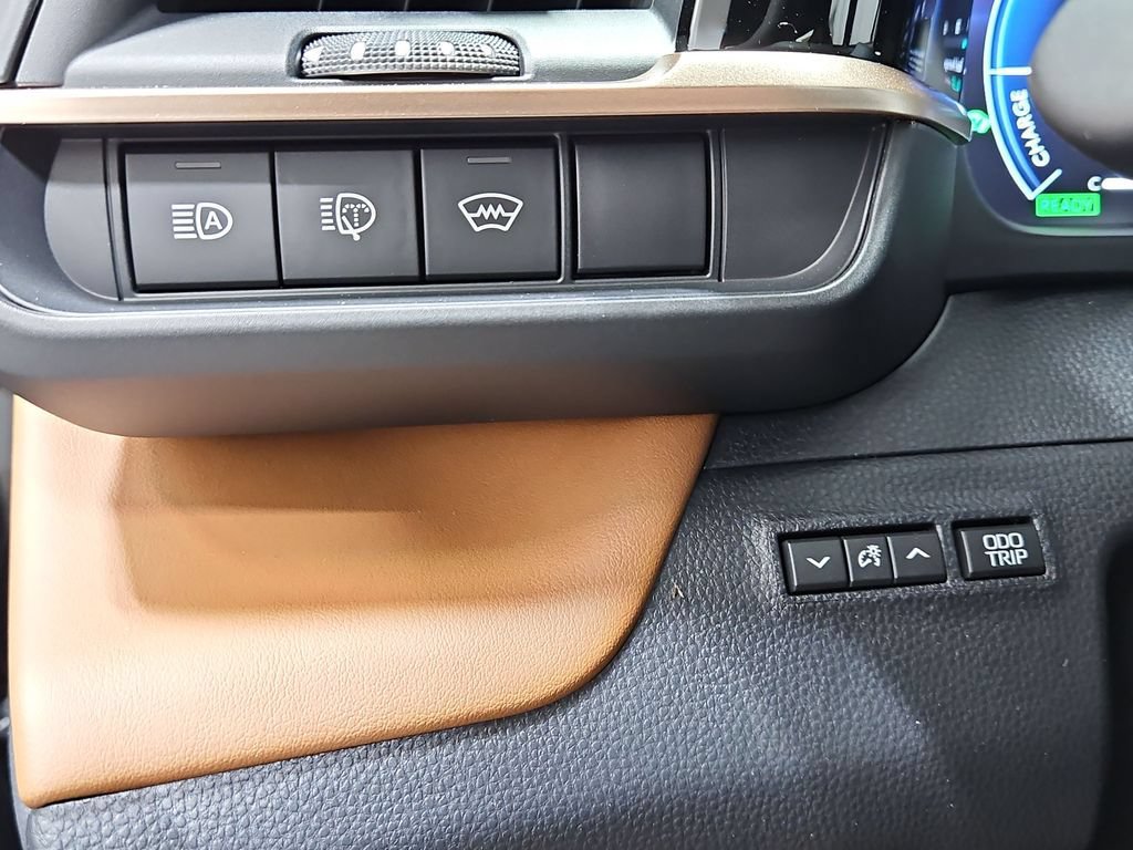 New 2026 Toyota Crown Signia AWD/4WD image 11